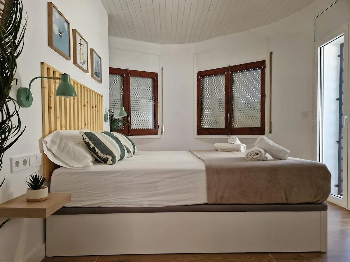 Villa Gorgot With A Pool And Private Parking Empuriabrava 0*,  İspanya