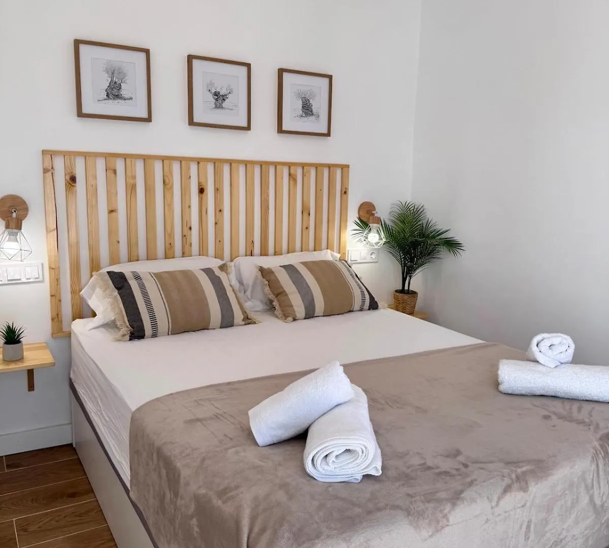 Villa Gorgot With A Pool And Private Parking Empuriabrava 0*,