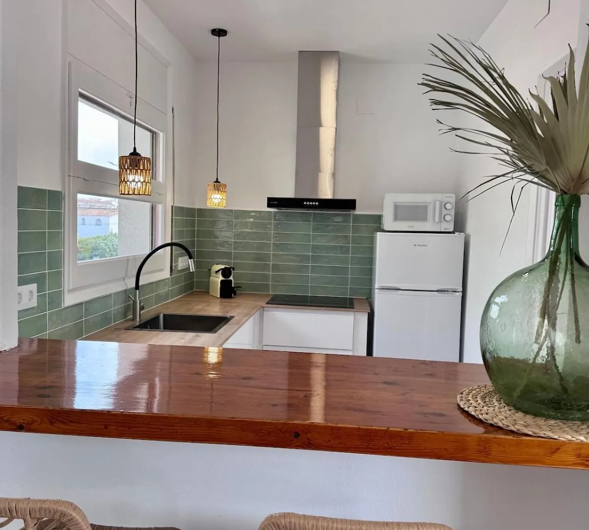 Villa Gorgot With A Pool And Private Parking Empuriabrava